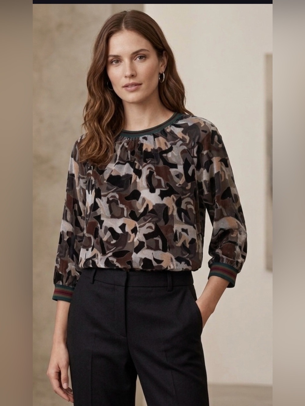 Sisley silky camo print 3/4 sleeve "sweatshirt" (M)